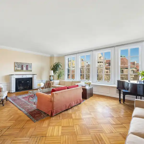 ELEGANT 9-ROOM APARTMENT AT THE STUDIO BUILDING