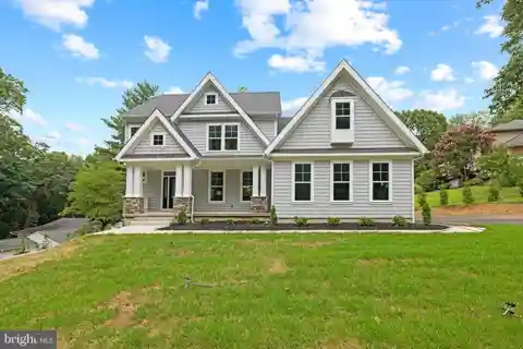 Stunning New Construction Craftsman with Luxury Upgrades