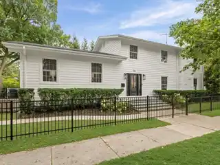 Timeless Luxury in Glencoe’s Coveted Neighborhood