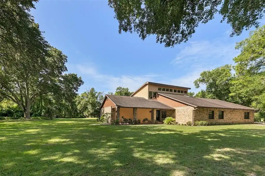 A Spacious and Beautifully Designed Home in a Serene and Picturesque Setting