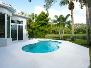 Gorgeous Remodeled Home on the Lake