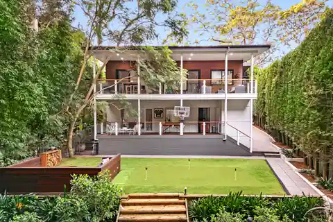 Architecturally Designed Residence on a Quiet Cul-De-Sac