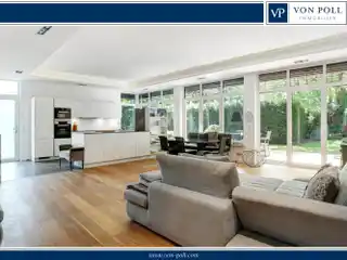 Exclusive Ground Floor Loft with Dream Garden