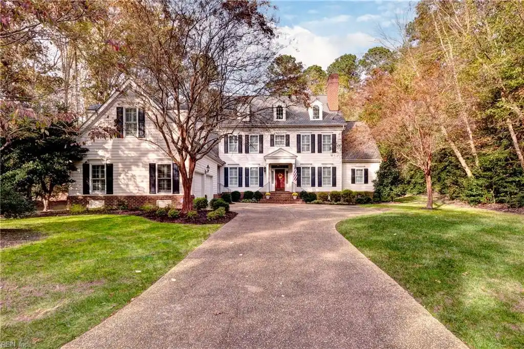 Stunning and Spacious Home in Ford's Colony