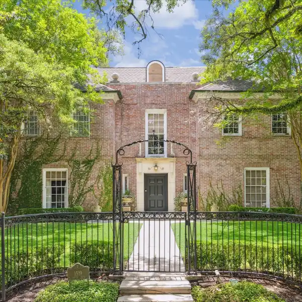 THE LEELAND/ANDERSON HOME