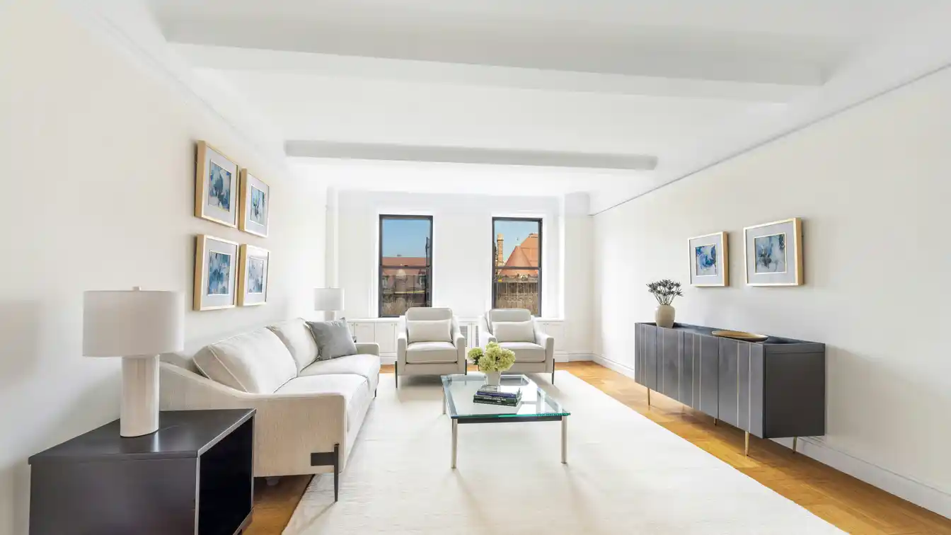 Gracious Home on a Tranquil Upper West Side Block