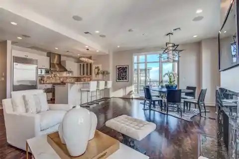 Magnificent Ritz Carlton Residence