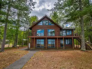 Lakefront Gem with Sandy Shoreline