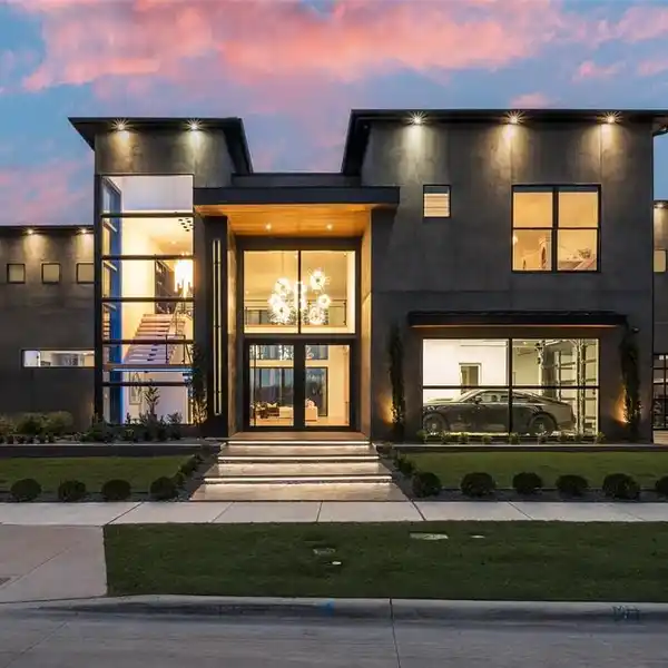 EXTRAORDINARY HIGH-END HOME IN THE HILLS OF KINGSWOOD