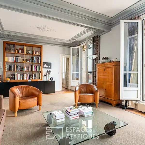 DUPLEX APARTMENT IN A CHARMING BUILDING