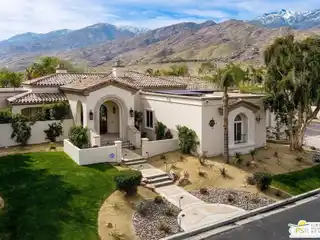 Sophisticated Luxury Villa