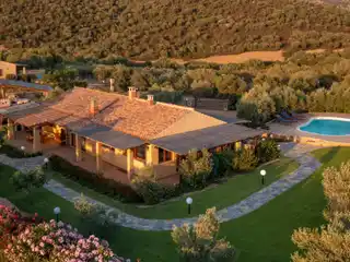 Beautiful Home and Setting