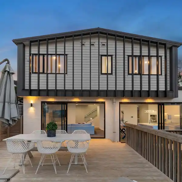 PREMIUM GREENLANE HOME WITH EXCEPTIONAL DESIGN AND FLOW