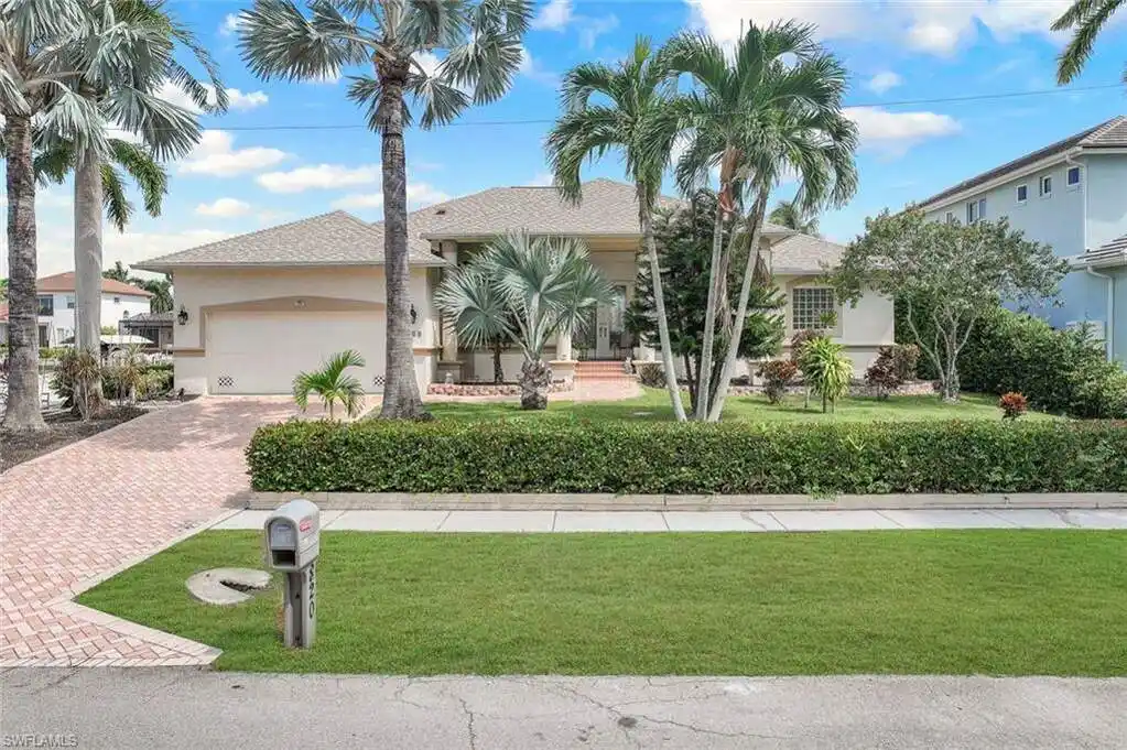 Superb Four Bedroom Home on a Tranquil Cul-de-sac