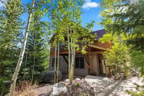 Well-Maintained Home in a Peaceful Wooded Setting