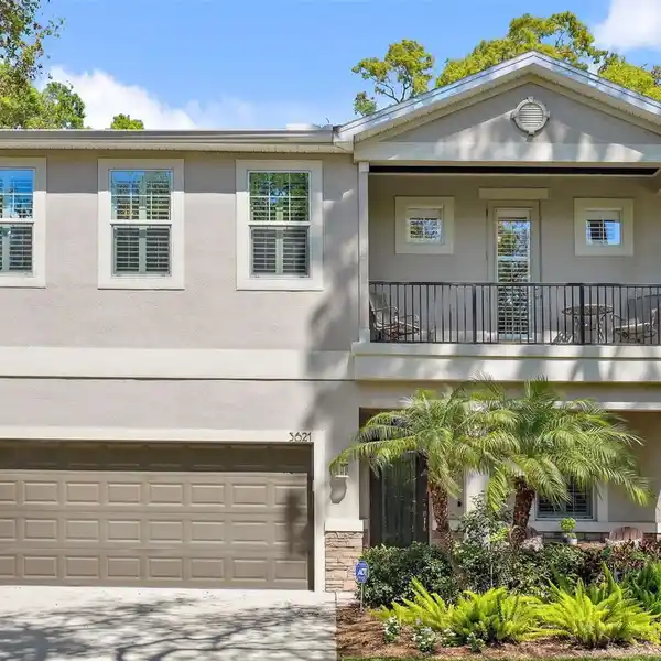 STUNNING HOME IN THE DESIRABLE VIRGINIA PARK NEIGHBORHOOD
