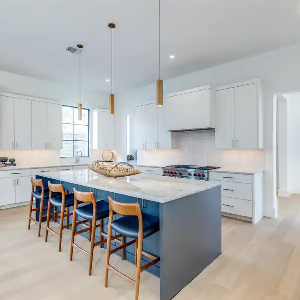MODERN DETAILS WITH TIMELESS ELEGANCE