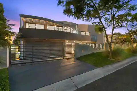 A Triumph of Architectural Excellence