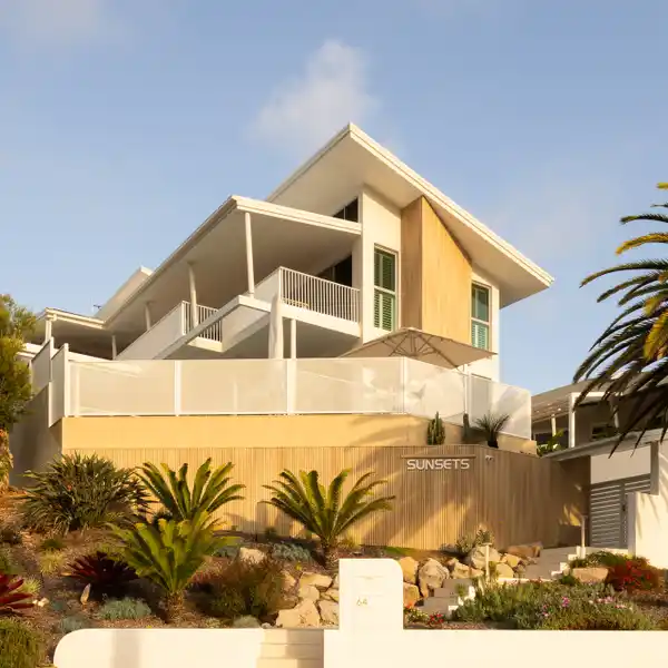 METICULOUSLY RENOVATED COASTAL RESIDENCE