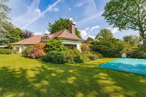 Elegant Four-Façade Villa