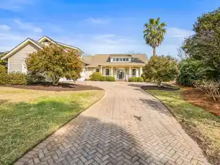 A Captivating Piece of the Lowcountry