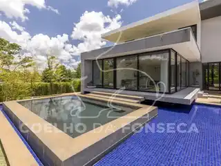 Expansive Home in Quinta Da Baroneza