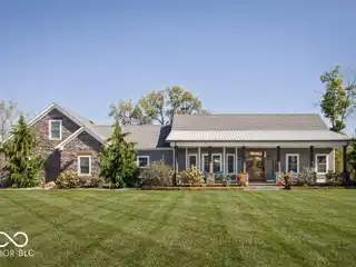 Amazing Custom Built Home in New Palestine