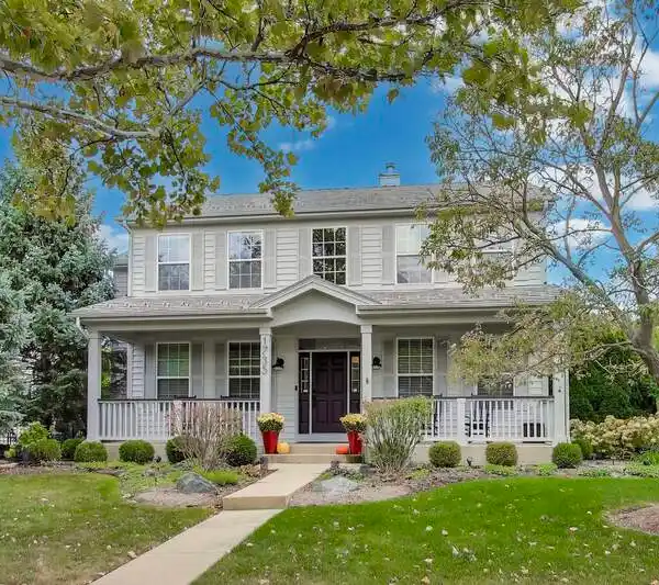 SERENE PRIMARY SUITE WITH SPA-INSPIRED RETREAT