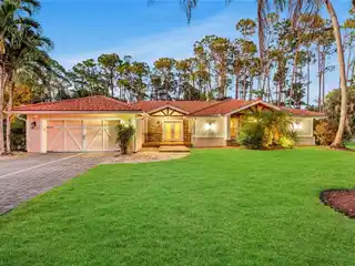 Endless Opportunities on 2.5 Acres
