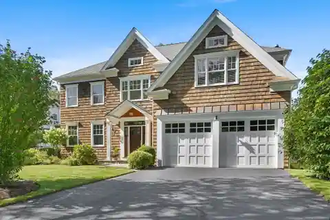 Move-In Ready Colonial in the University Area