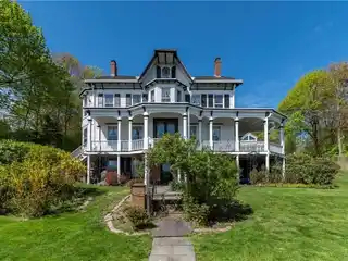 Grand Historic Circa 1855 Hudson Riverview Victorian