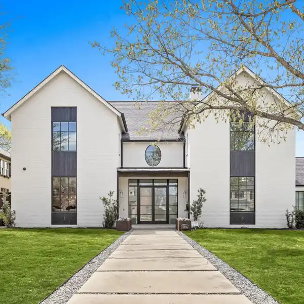 EXCEPTIONAL MELSHIRE ESTATES HOME