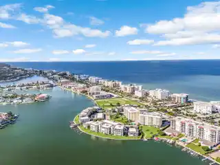 Naples Moorings Condo Steps from Beach