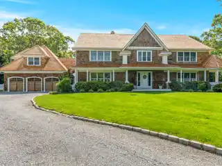 Exquisite Estate in the Heart of Quogue South