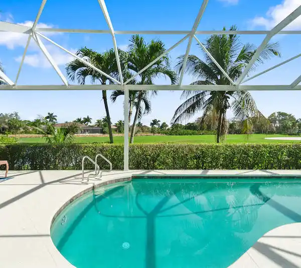 BEAUTIFUL HOME WITH SPECTACULAR VIEWS