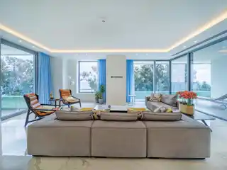 Luxury Living in Symbol