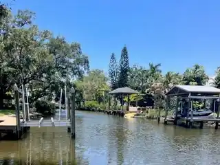 Build a New Home on the Dundee River