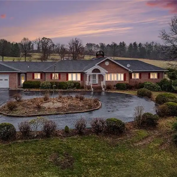 EXCEPTIONAL RANCH HOME ON FIVE ACRES