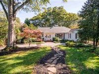 PRESTIGIOUS ADDRESS IN THE ALTA VISTA AREA