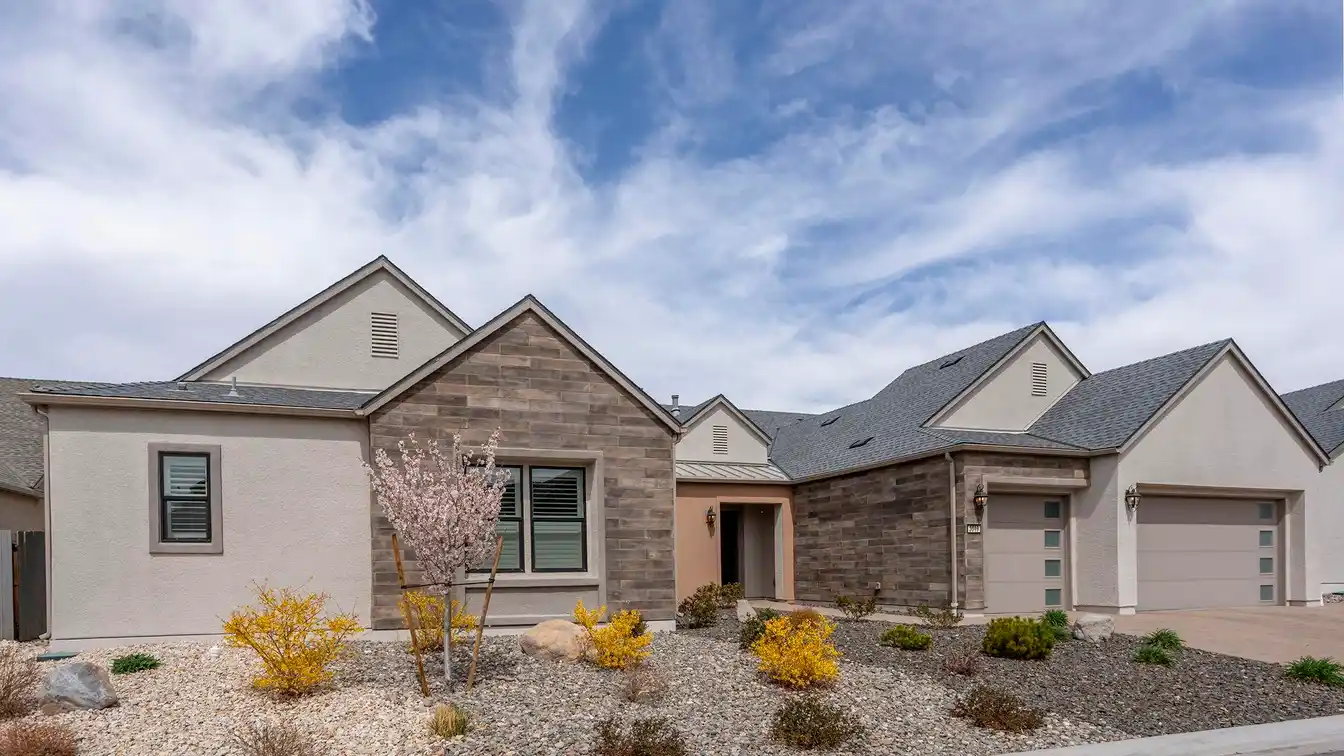 Stunning Home Offering Seamless Indoor-outdoor Living