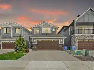 Thoughtfully Designed Stunner in a Coveted Community