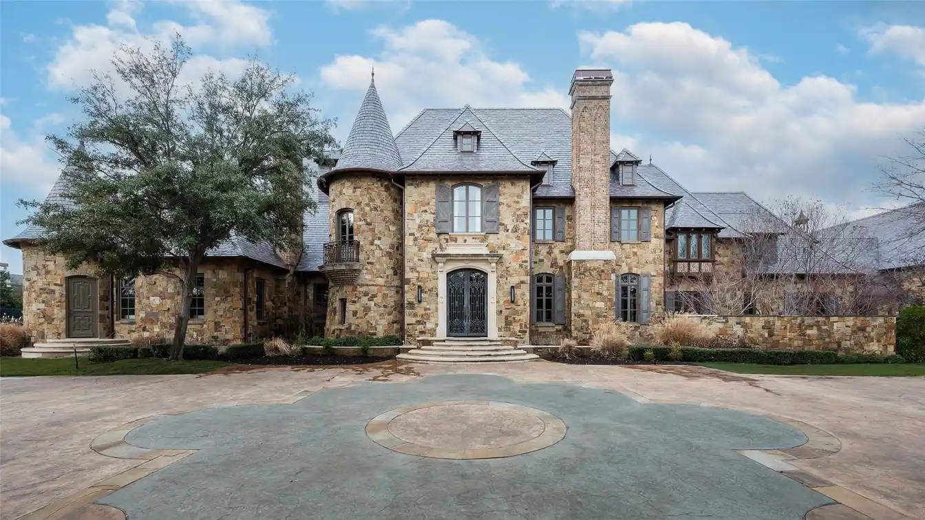 Architectural Excellence in Preston Hollow