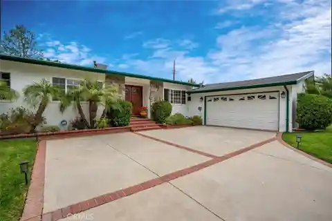 Light-filled Ranch-style Home