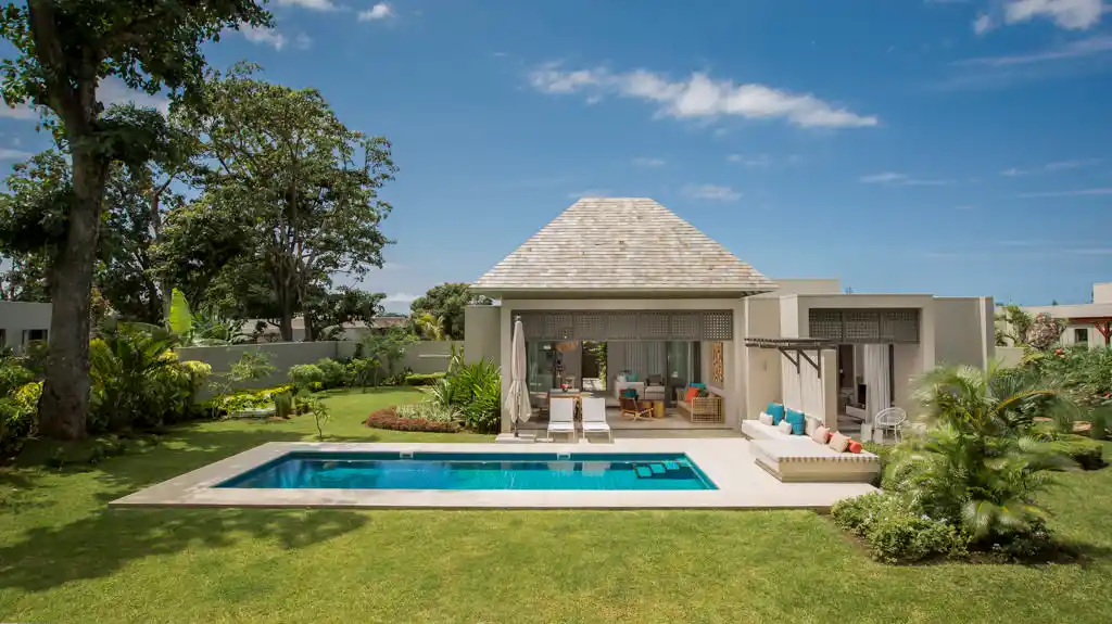Golf Villa in Anahita