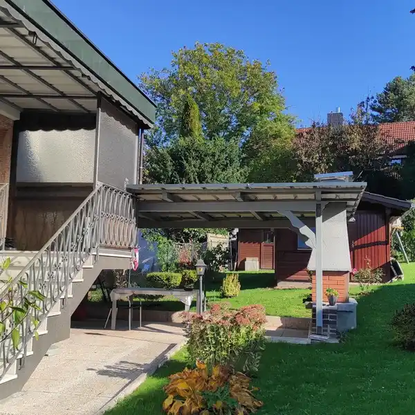 DETACHED HOUSE WITH BEAUTIFUL GROUNDS AND ADDITIONAL LARGE STORAGE OR GARAGE SPACE
