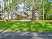 SPACIOUS LAGOON-FRONT HOME