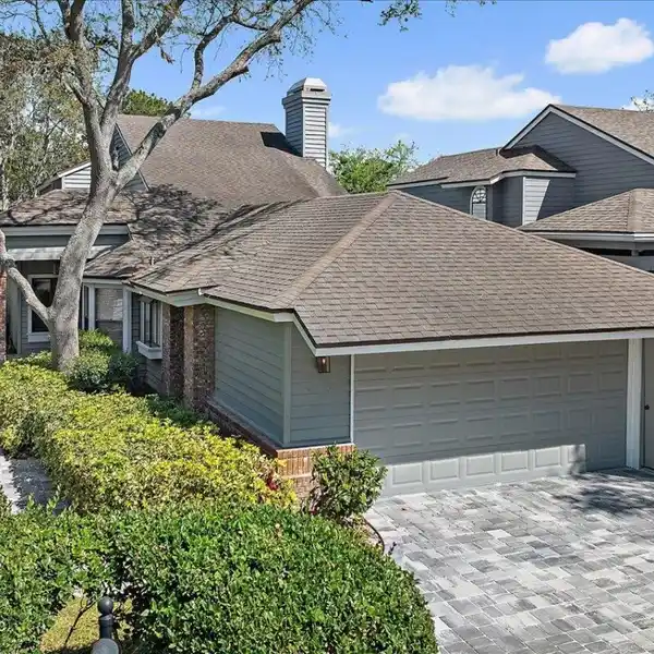 FULLY RENOVATED HOME IN WALKERS RIDGE