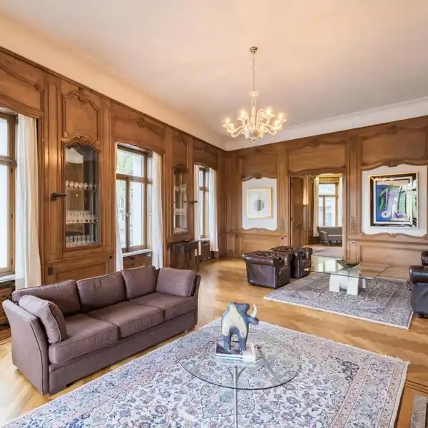 EXCEPTIONAL DUPLEX APARTMENT IN A PRESTIGIOUS SETTING