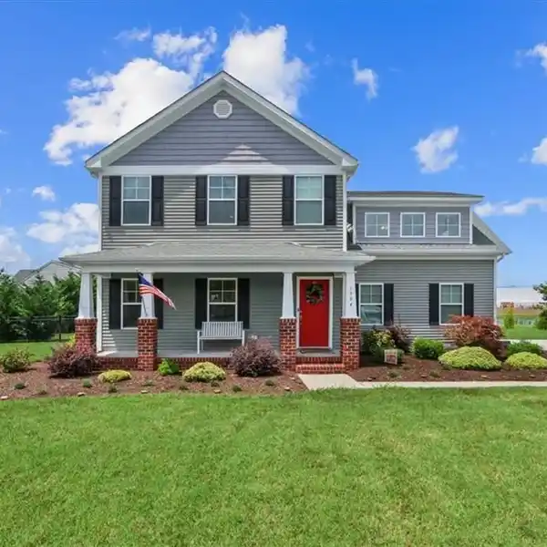 METICULOUSLY MAINTAINED HOME IN PRINCE GEORGE ESTATES