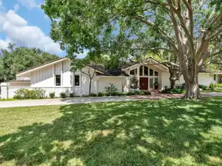 Exceptional Estate in Sought-After Vickridge